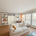 Spacious Two-Bedroom Apartment In The 13Th With Balcony