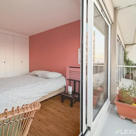 Spacious Two-bedroom In The 13th With Balcony Apartment Paris